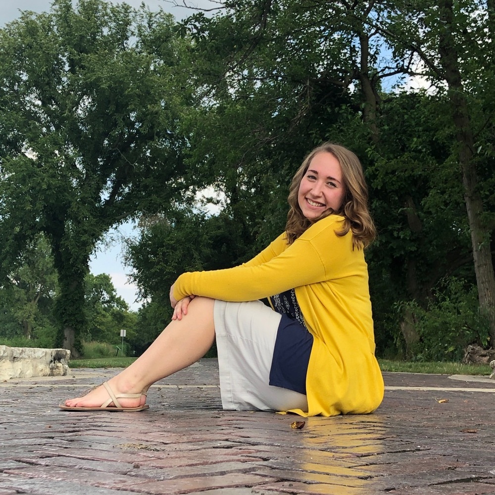 Meet your Posher, Emily